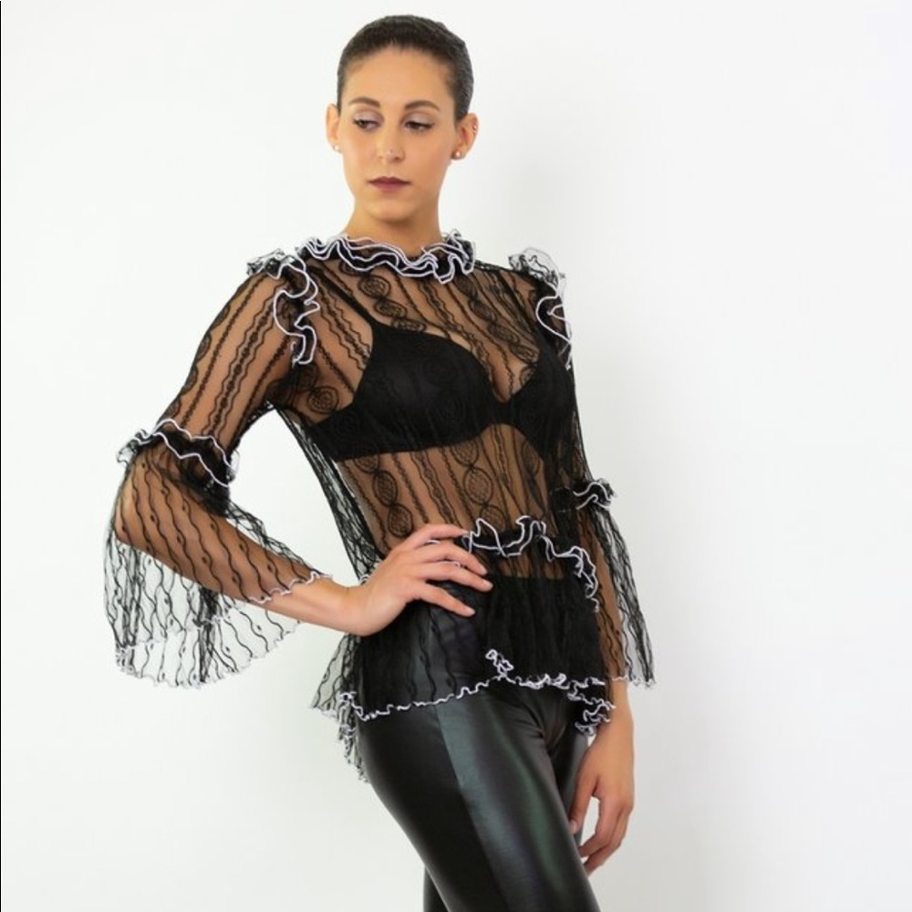 Sexy Black and White sheer blouse 💥